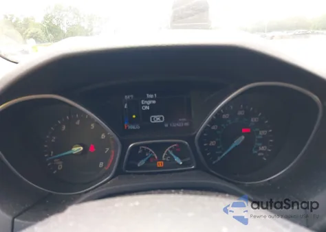 2014 Ford Focus Titanium из США, поврежденный, VIN 1FADP3N2XEL319782